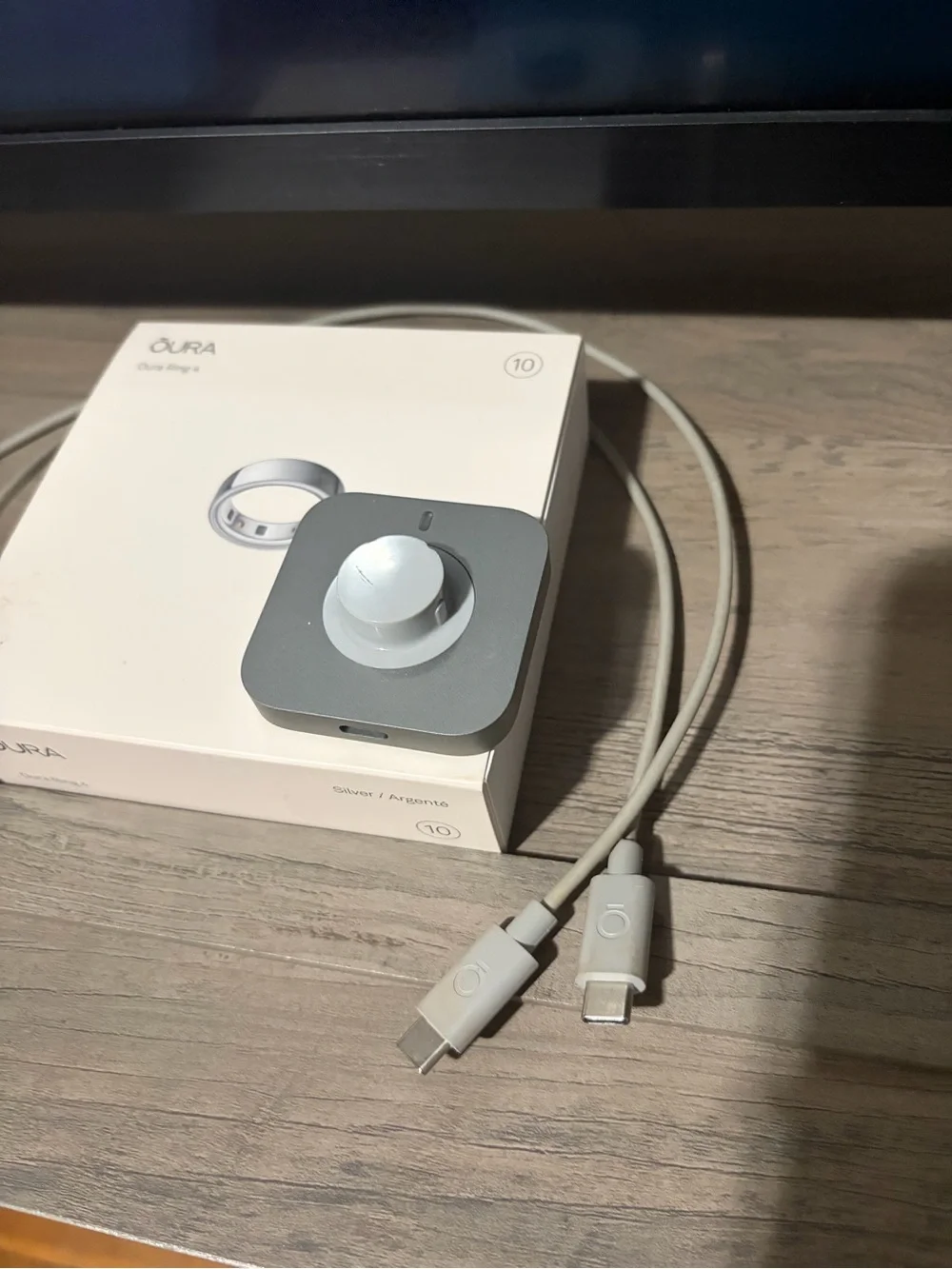 Oura Silver-Gray Ring Charger Dock with USB-C Cable